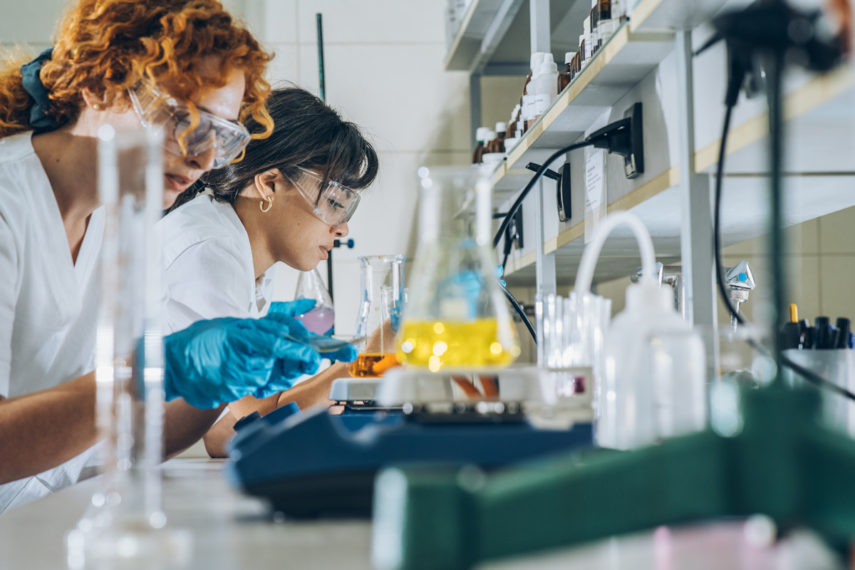 Das erste Ausbildungshalbjahr ist schulgeldfrei. Ganz entspannt die Ausbildung bei uns beginnen!